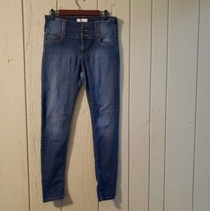 Unique Vintage High-waisted Jeans